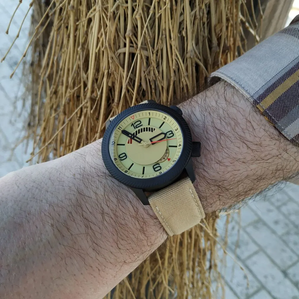 Draken Kalahari Limited&nbsp;Edition (Sand&nbsp;Dial,&nbsp;Black&nbsp;Case)