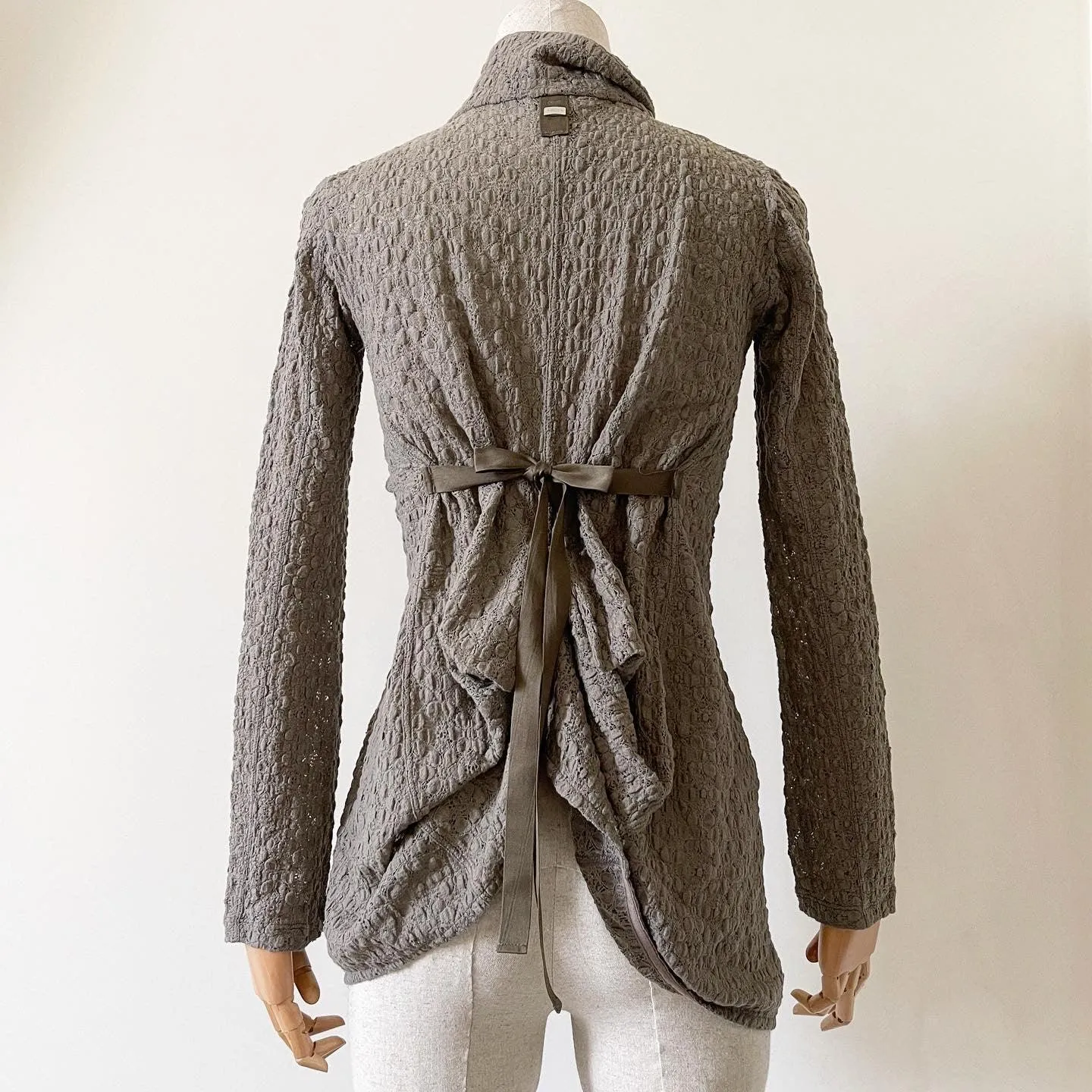 HIGH USE Blouse