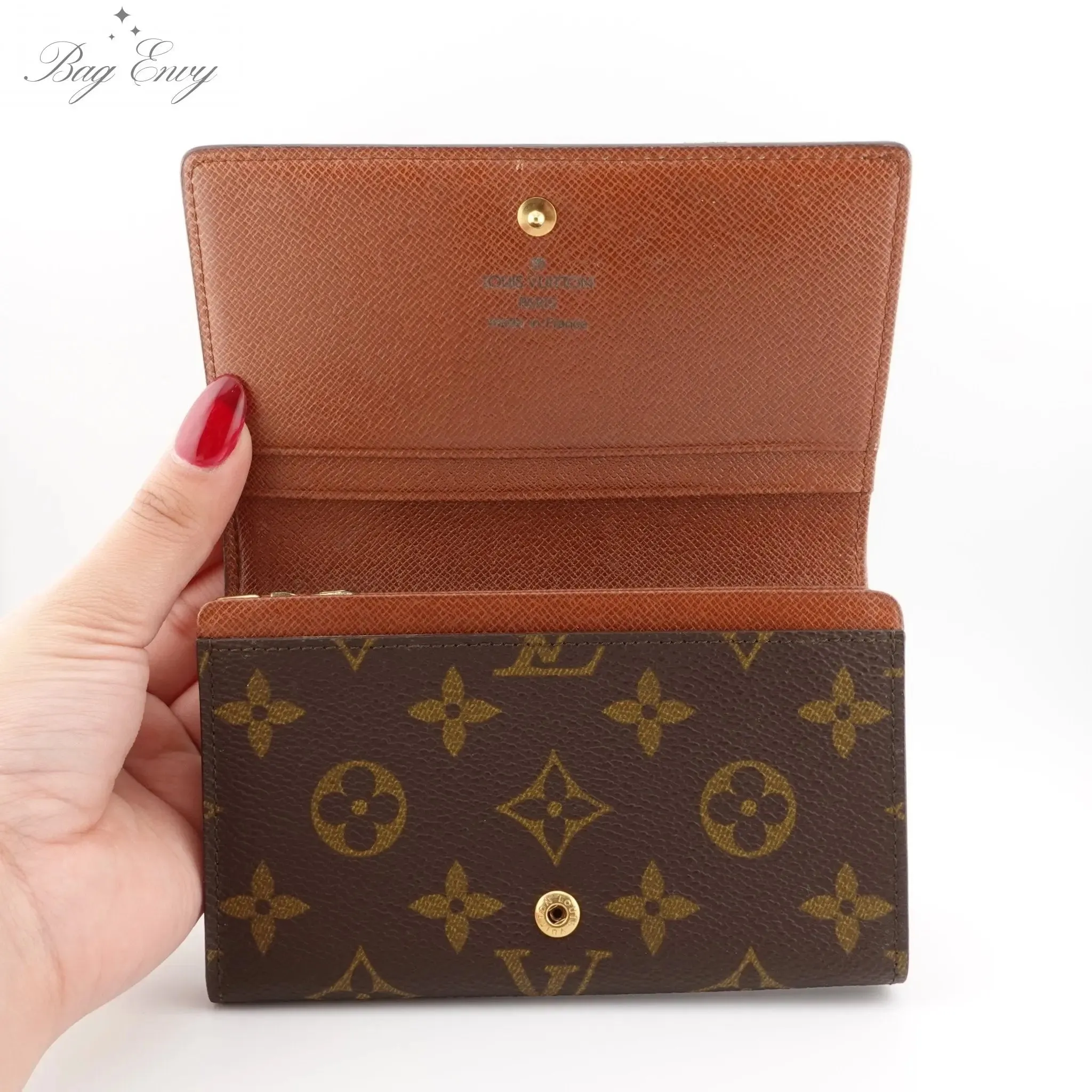 LOUIS VUITTON Monogram Porte Monnaie Billets Tresor Wallet On Chain