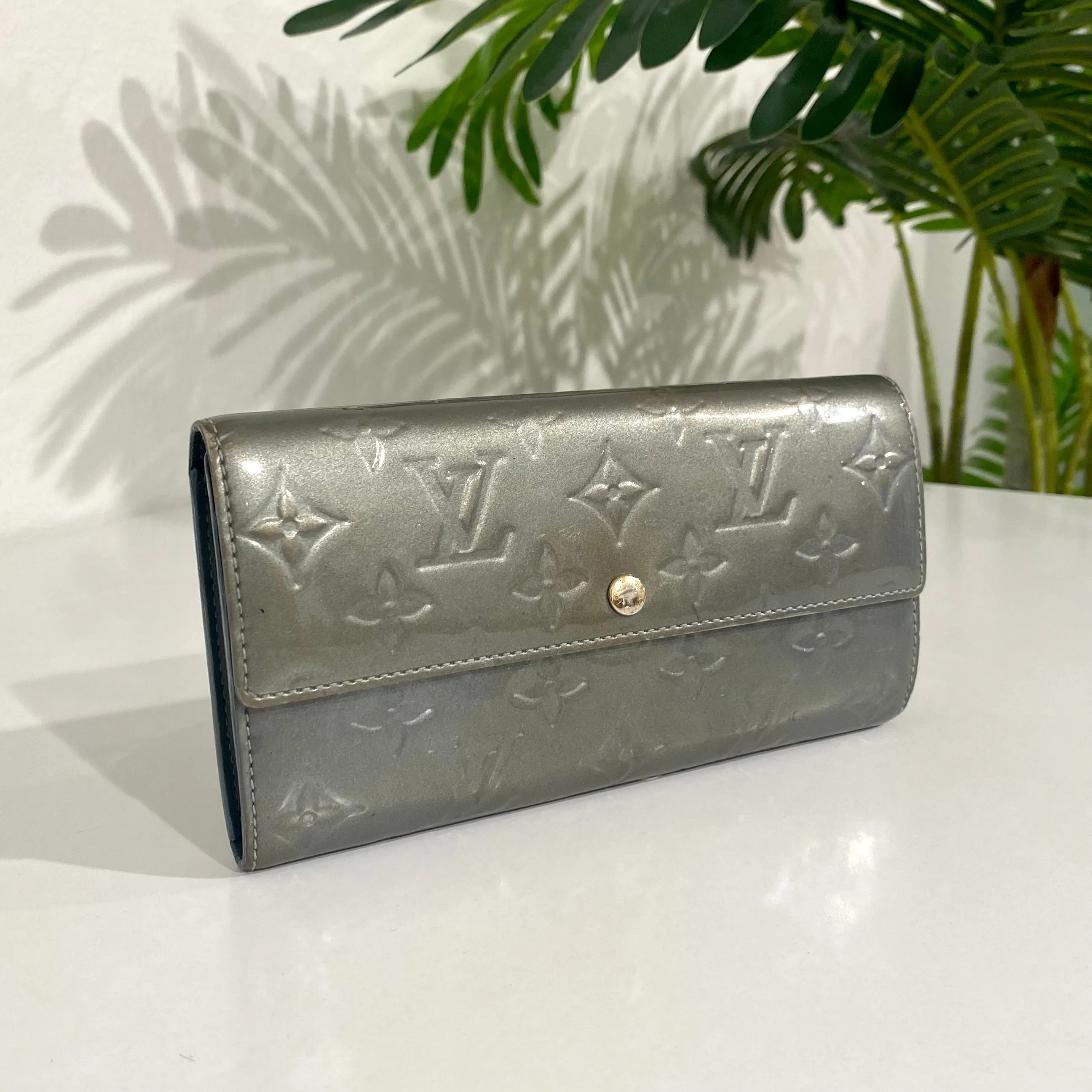 Louis Vuitton Vernis Wallet