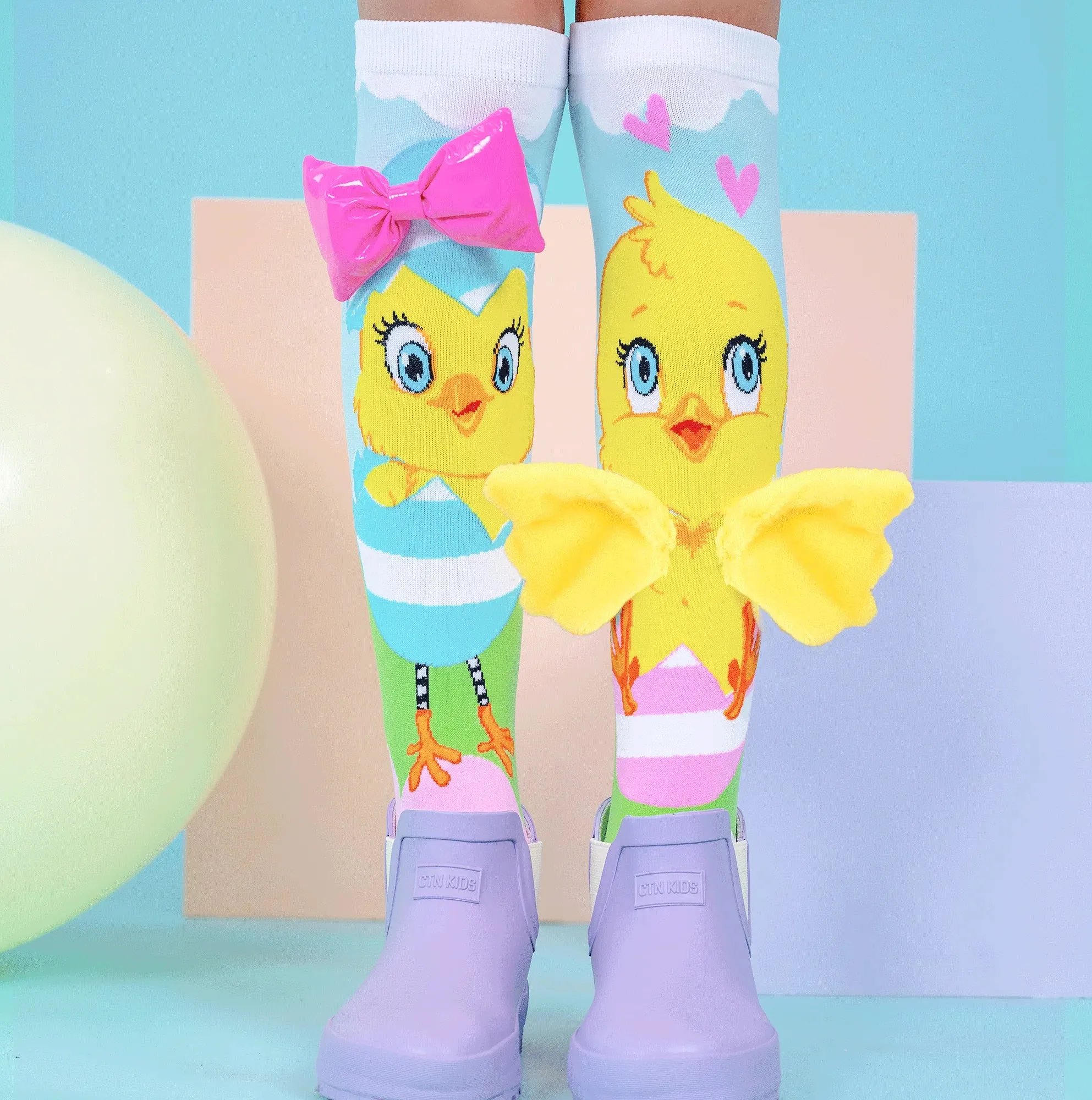 Madmia - Cheeky Chicks
