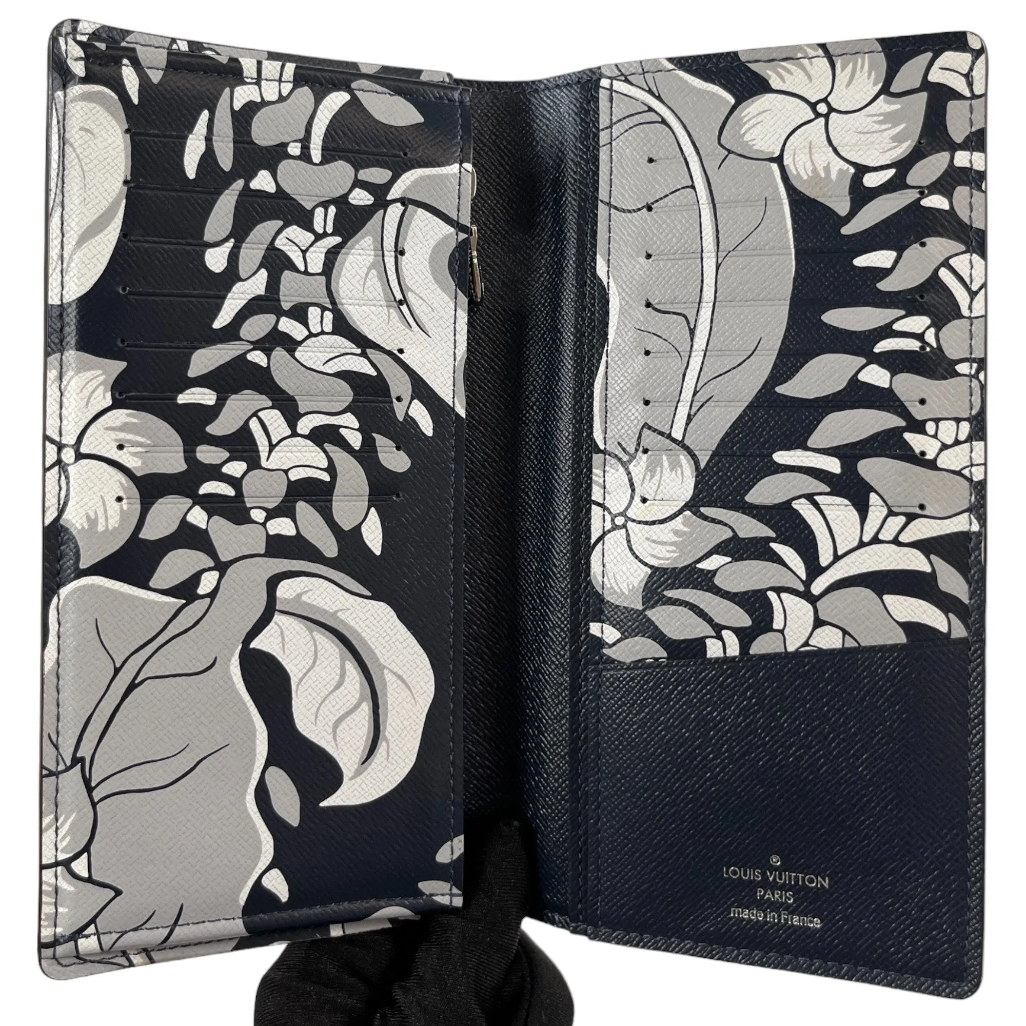 Men's Floral Taiga Braza Wallet Navy