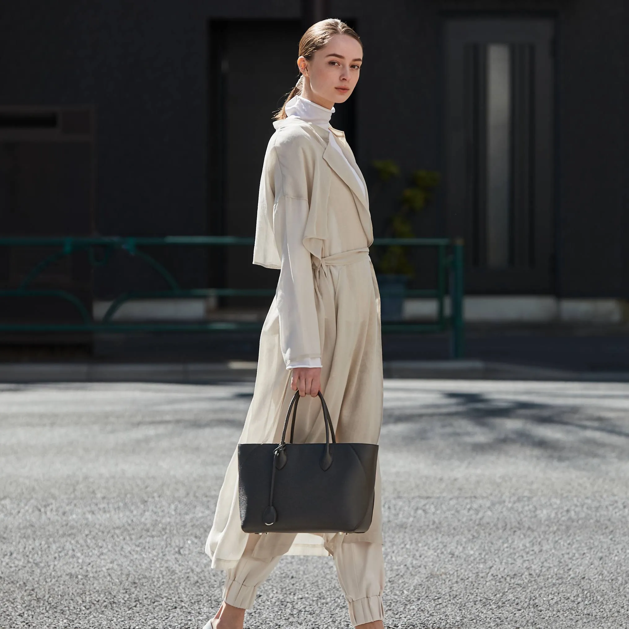 Mia Tote Bag