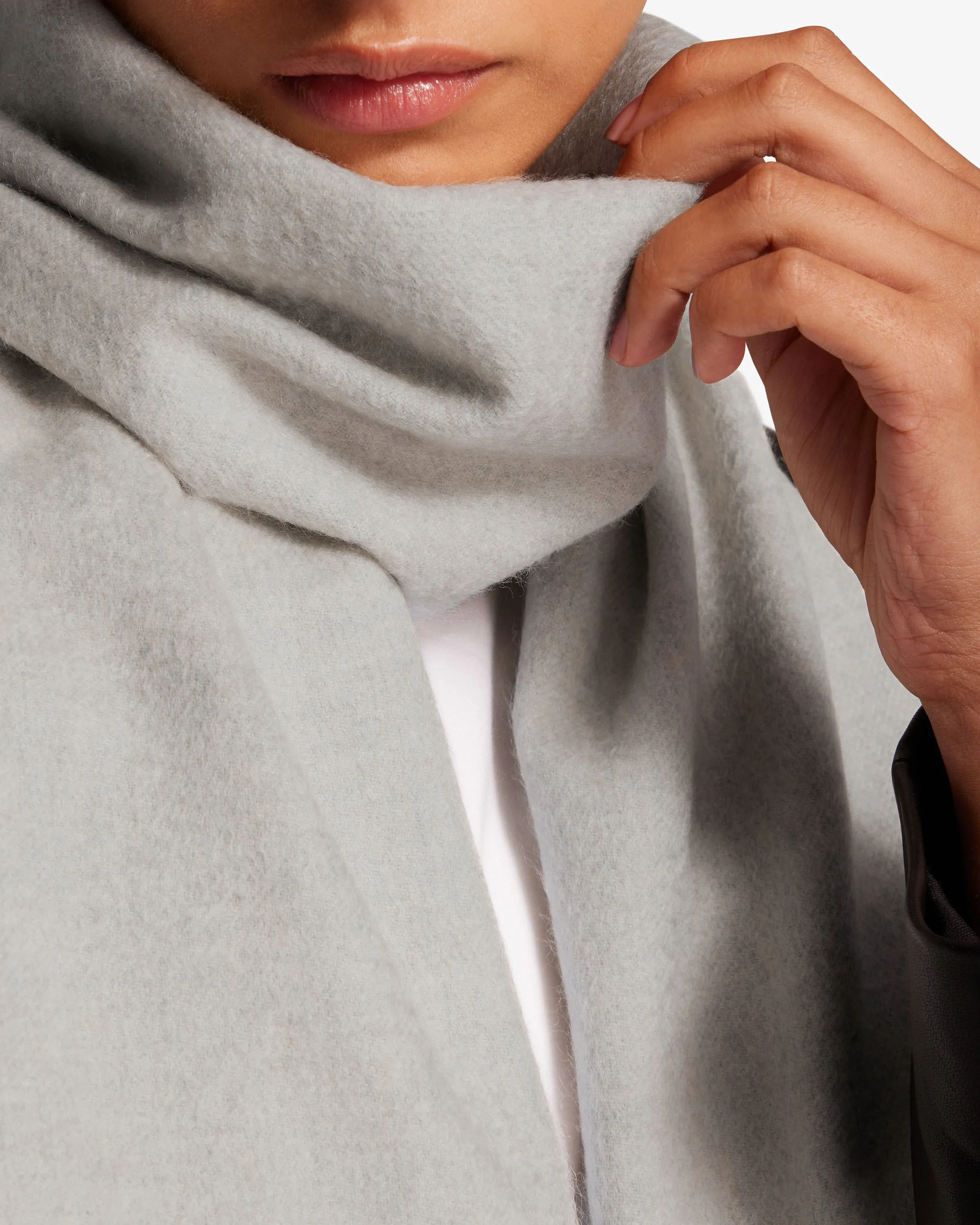 Pure Cashmere Scarf - Light Grey