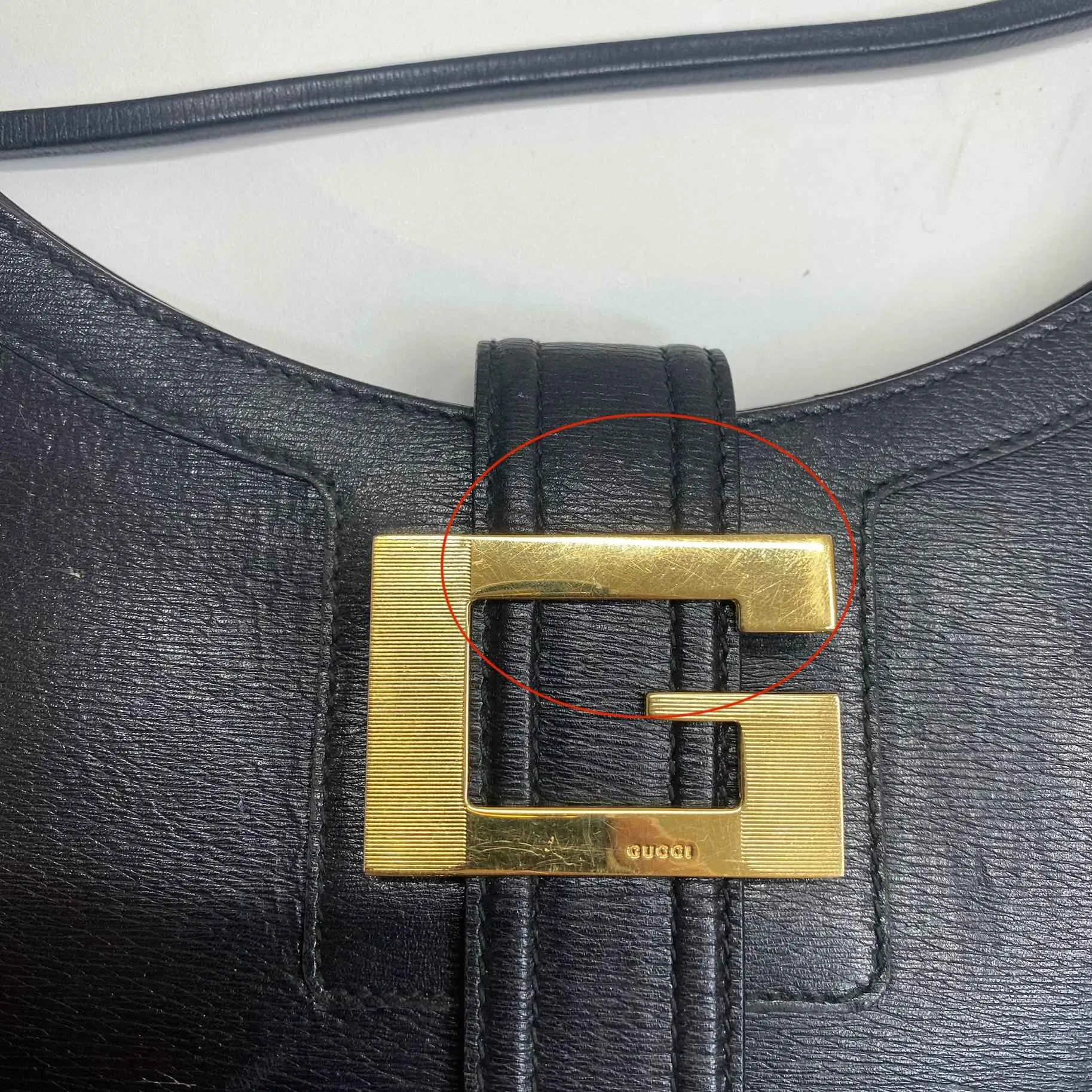 Women's G Buckle Handbag Black